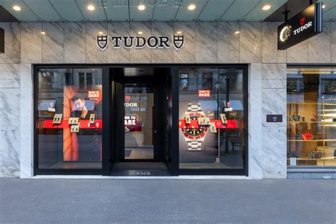 ‭TUDOR Boutique Bucherer Zurich‬ .